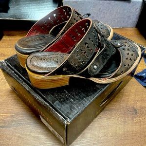 Freebird moon and stars black